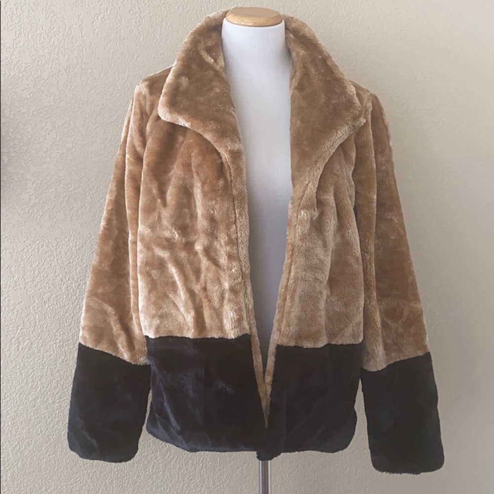 Faux fur short coat